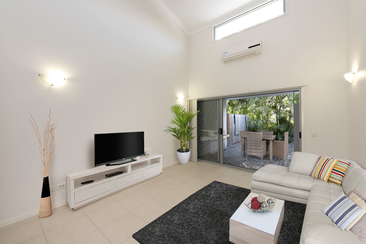 2/28 Railway Terrace, Corinda QLD 4075, Image 2