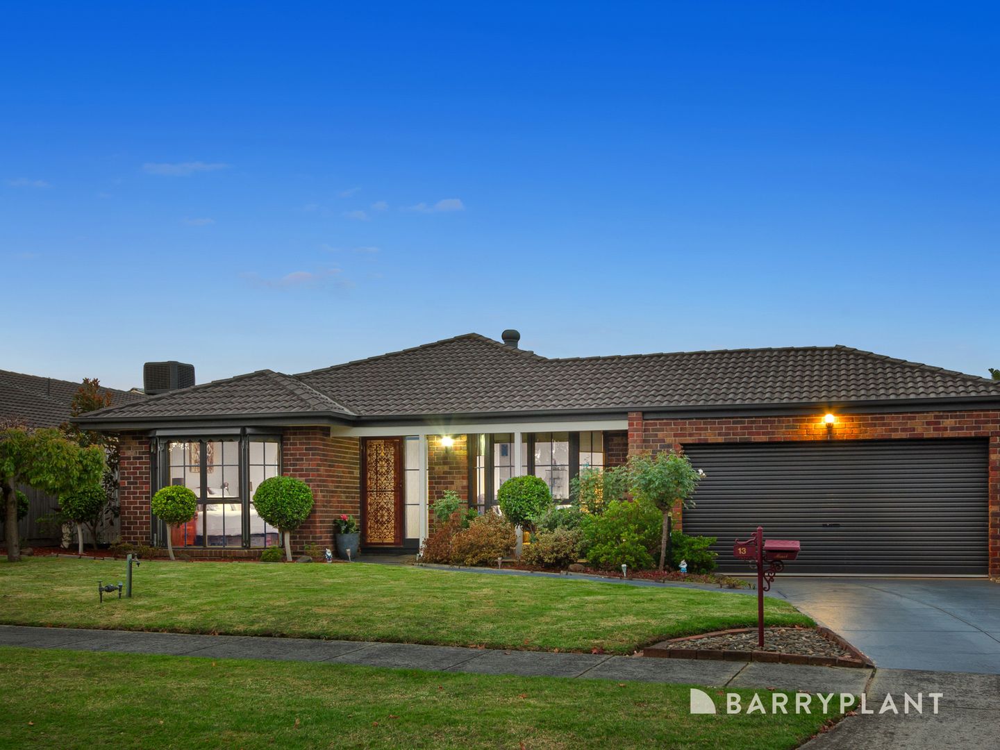13 Newcombe Court, Wantirna South VIC 3152