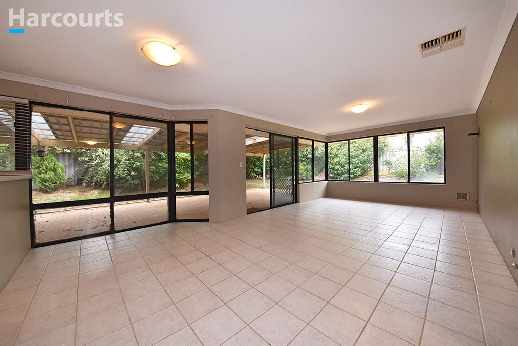 6 Dauphine Place, Joondalup WA 6027, Image 1