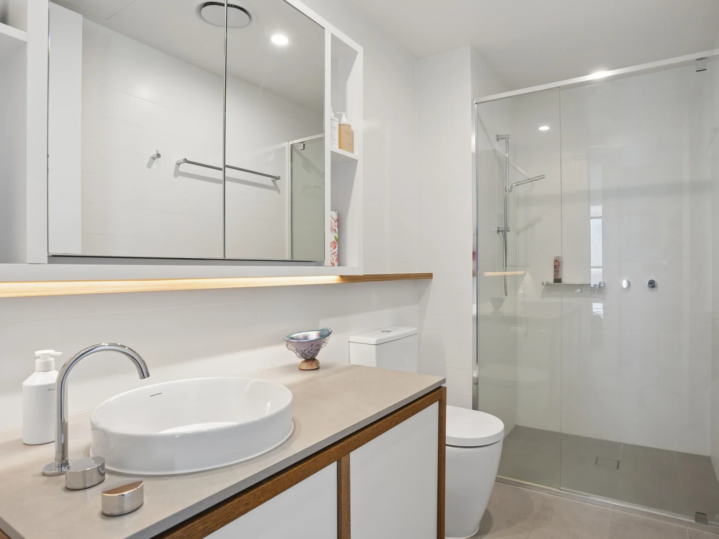 Additional image 10 of 2104/43 Peerless Avenue, Mermaid Beach QLD 4218