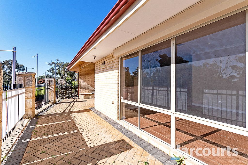 383 Lakeside Drive, Joondalup WA 6027 House For Rent 650 Domain