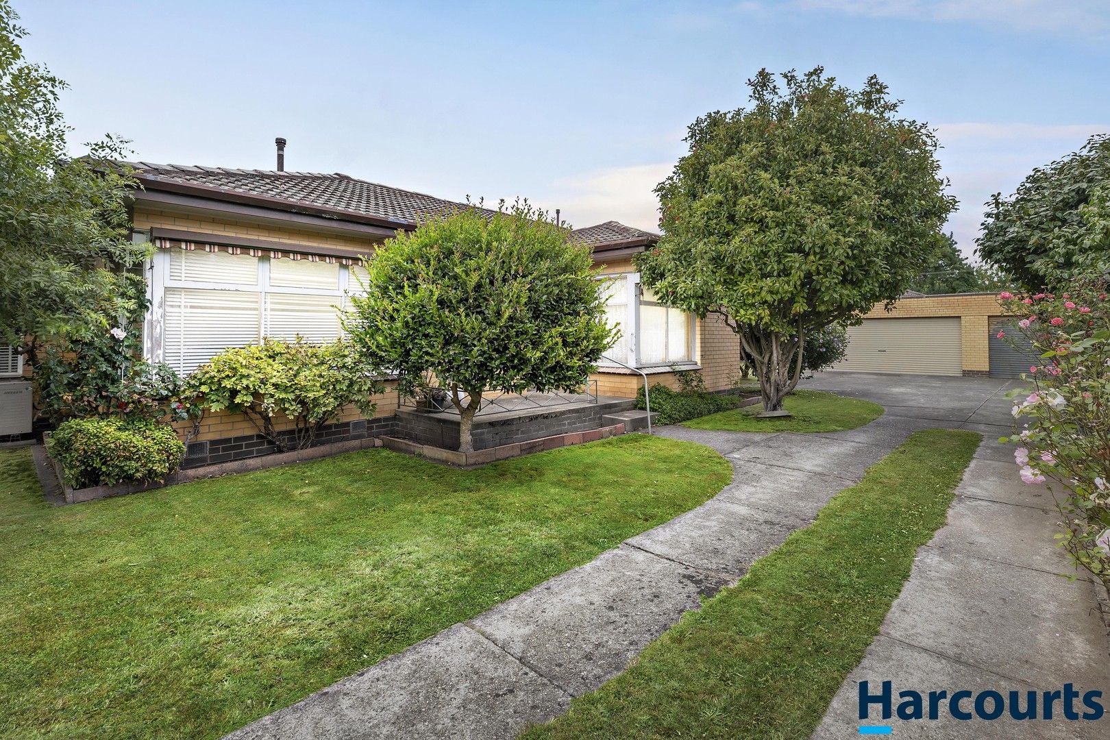 33 Waller Avenue, Newington VIC 3350, Image 0