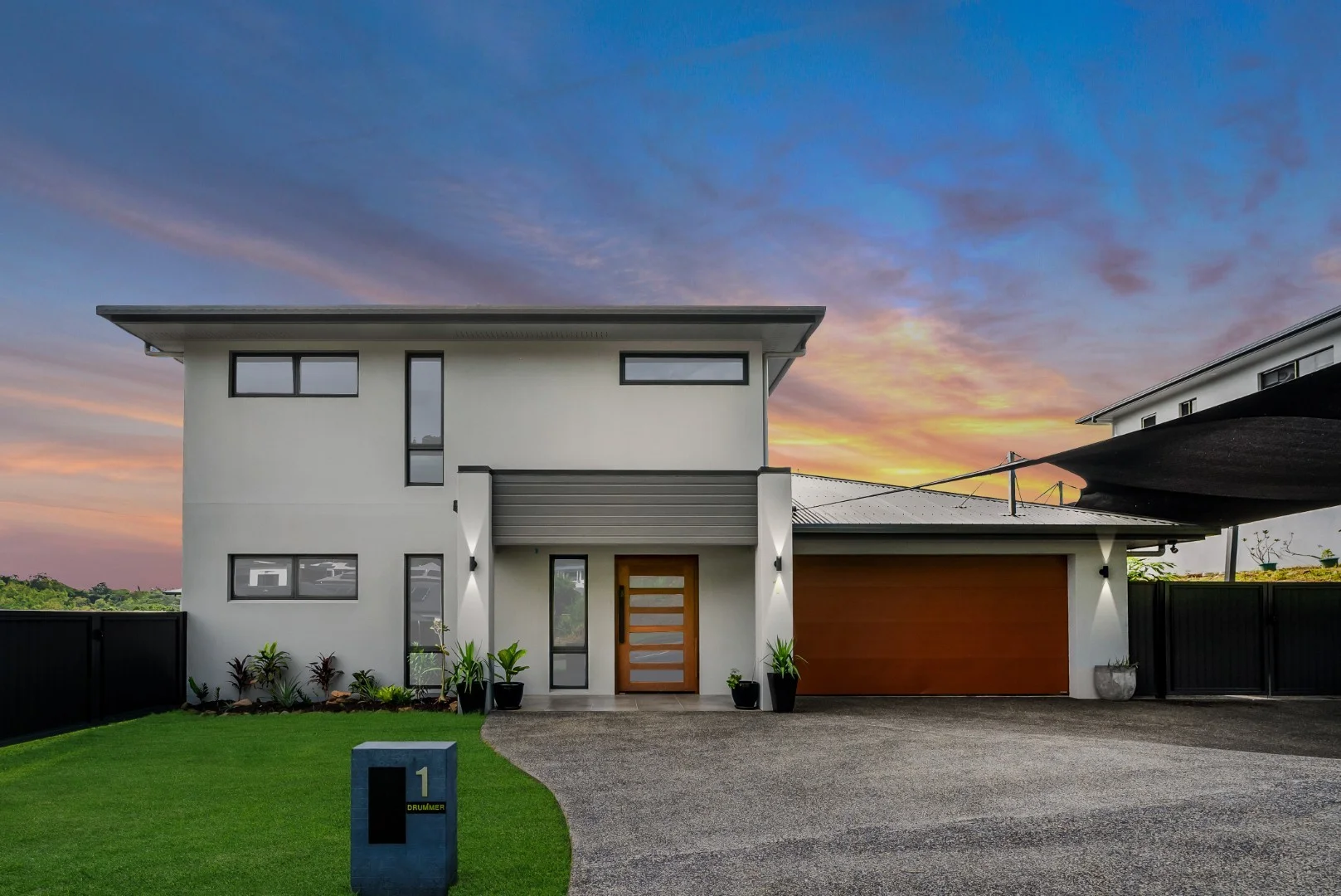 1 Drummer Close, Kanimbla QLD 4870