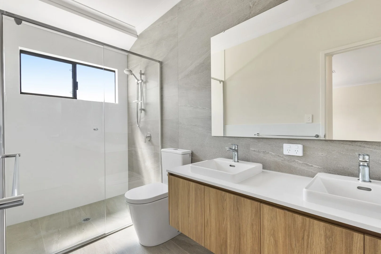 Additional image 12 of A/86 Robinson Road, Morley WA 6062