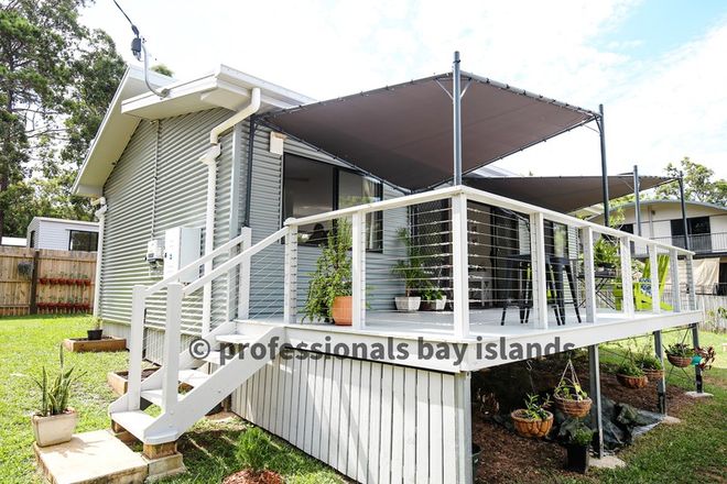 Picture of 10 Paula Parade, LAMB ISLAND QLD 4184