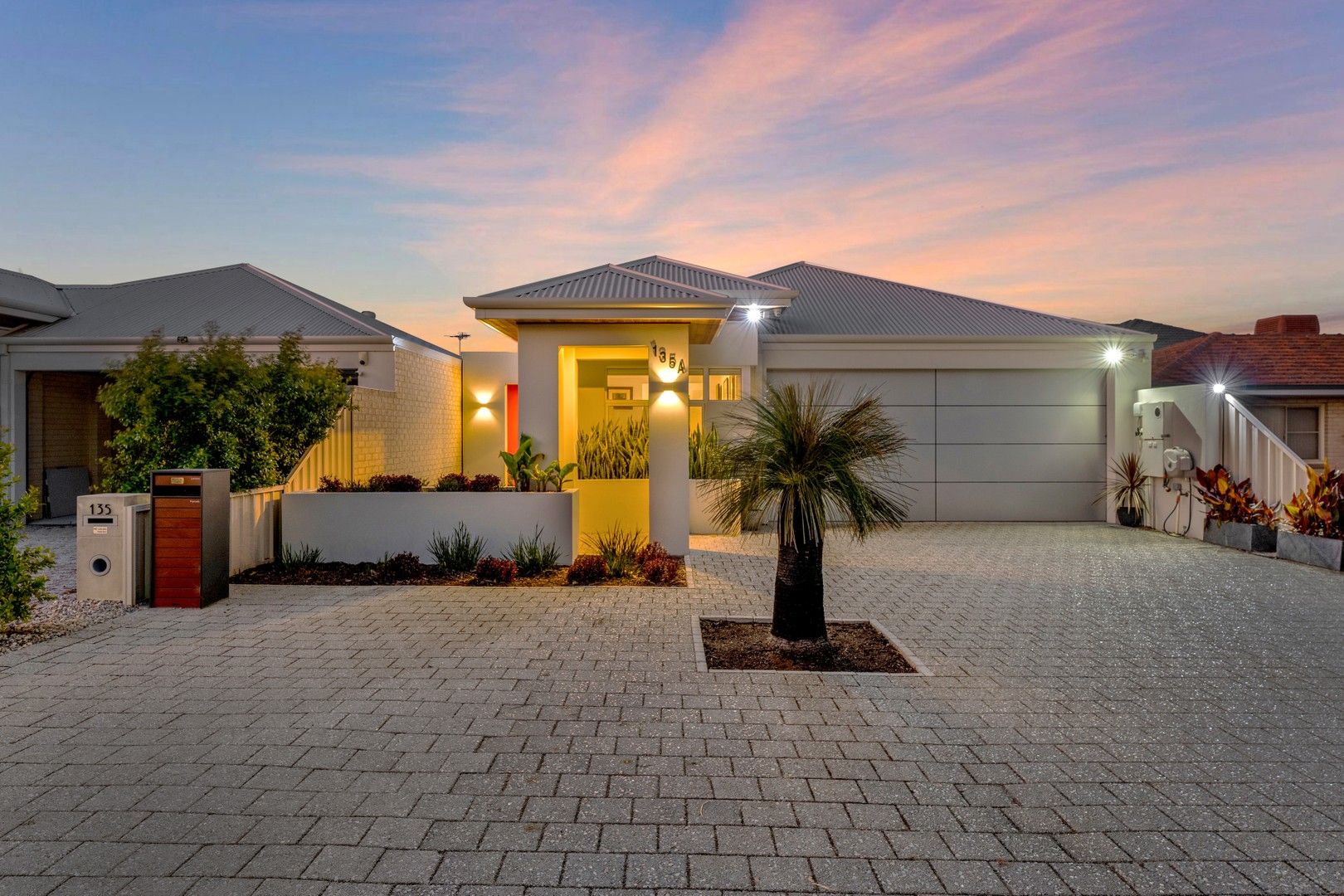 4 bedrooms House in 135A Mickleham Road MORLEY WA, 6062