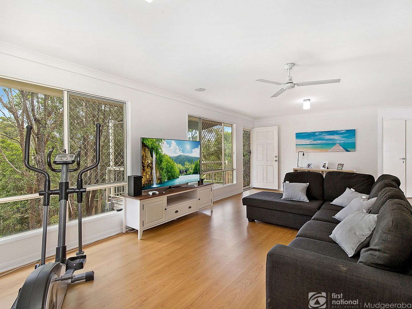 49 Wallaby Drive, Mudgeeraba QLD 4213, Image 2