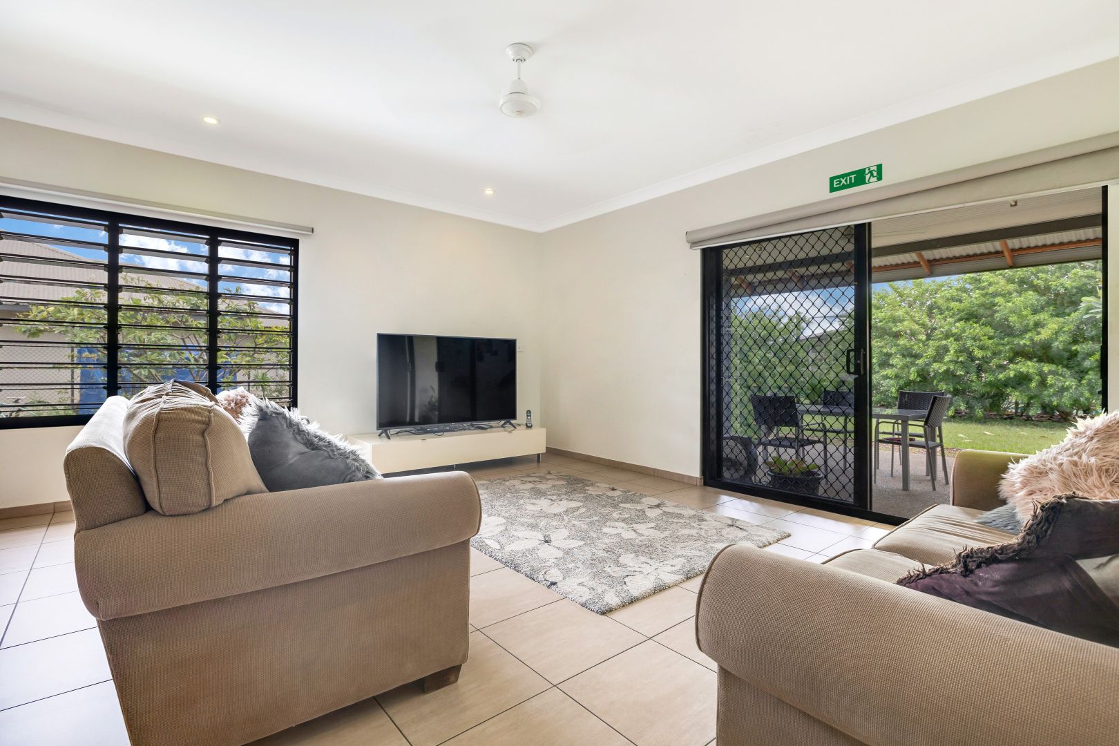 35 Clarke Street, Bellamack NT 0832, Image 2