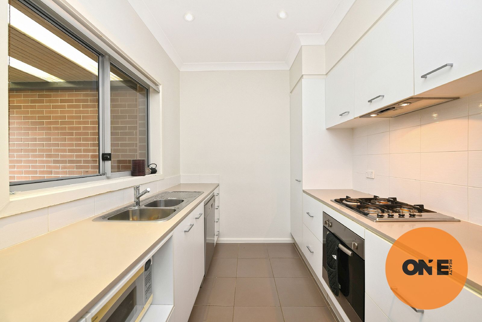 25 Cobden Parkes Crescent, Lidcombe NSW 2141, Image 2