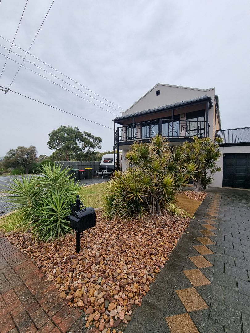 2 Marlborough Street, Port Noarlunga South SA 5167 House For Rent