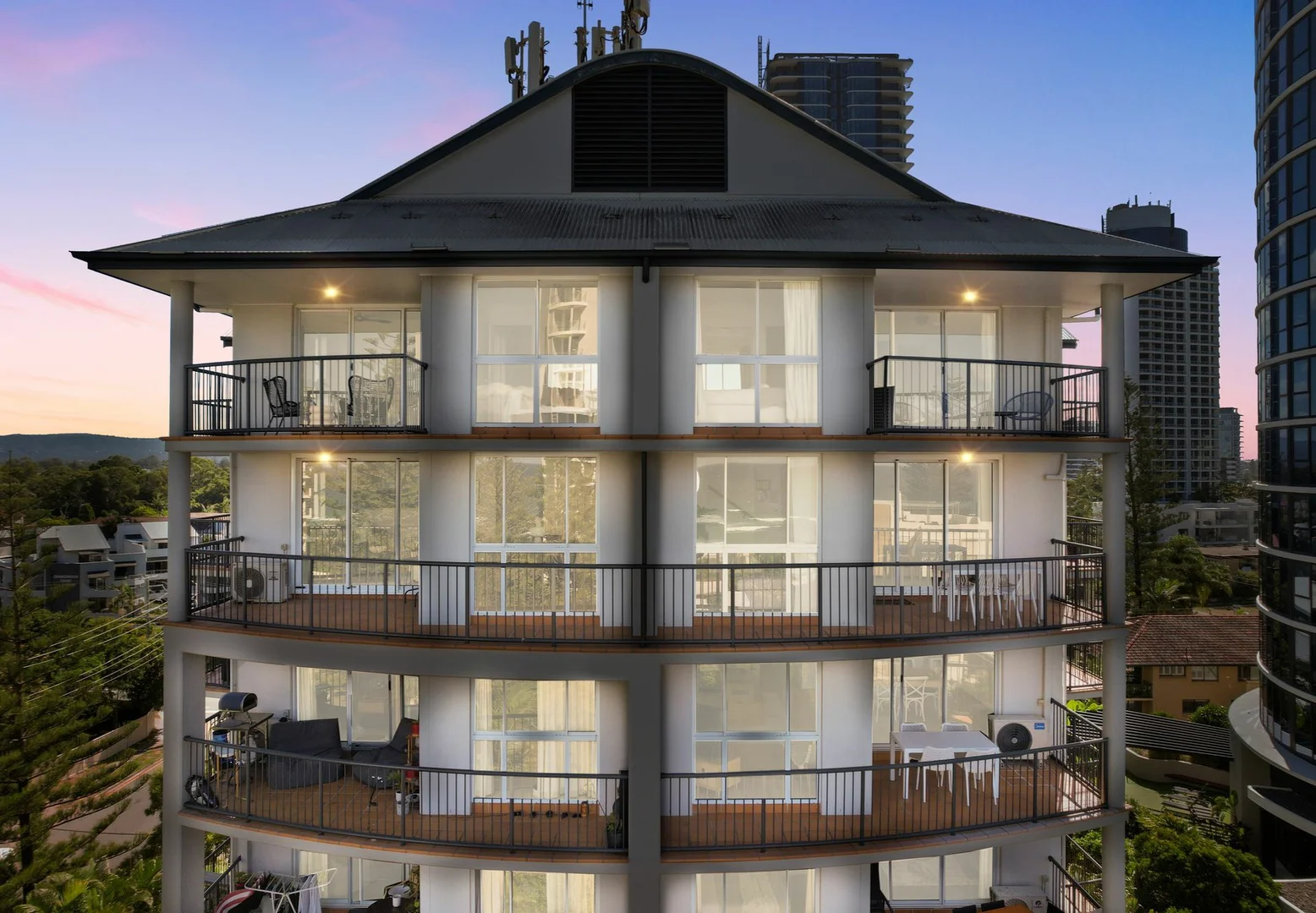 Additional image 3 of 27/93 Old Burleigh Road, Broadbeach QLD 4218