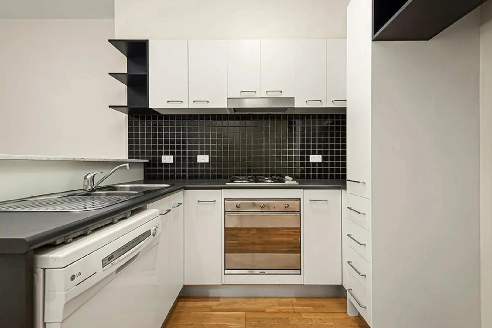Additional image 4 of 712/87 Franklin Street, Melbourne VIC 3000