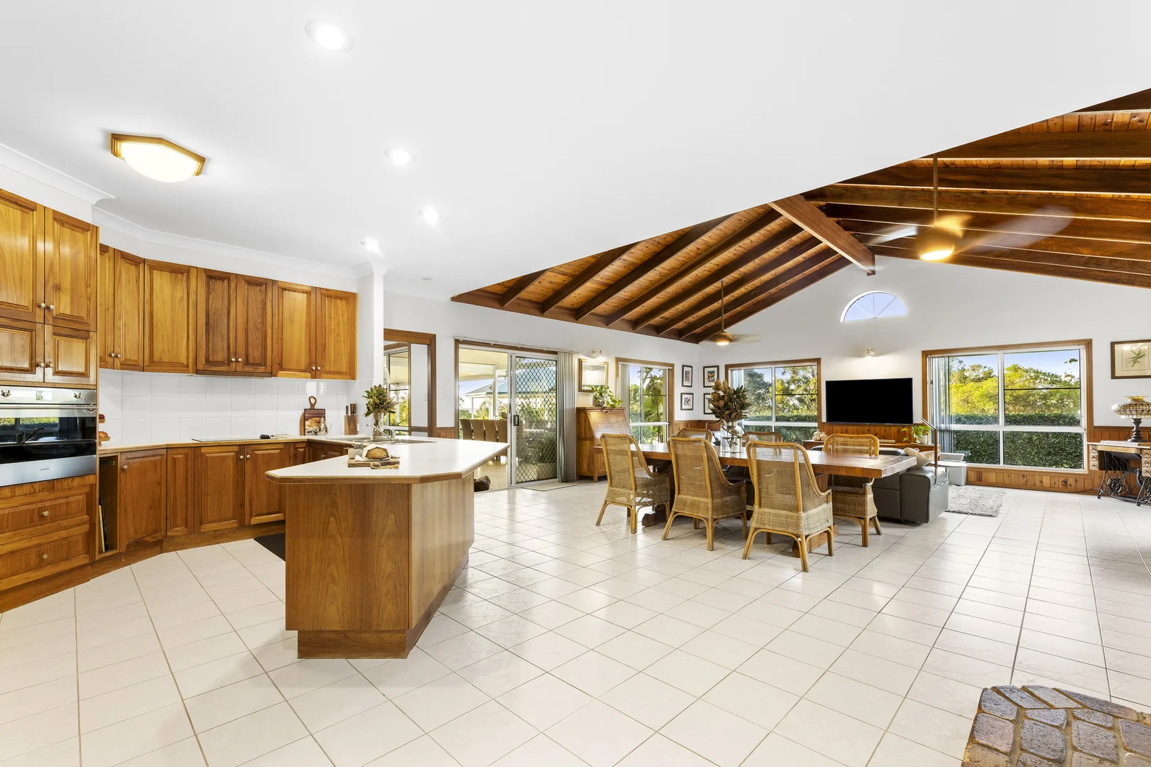 Additional image 4 of 2 Maureen Court, Cotswold Hills QLD 4350