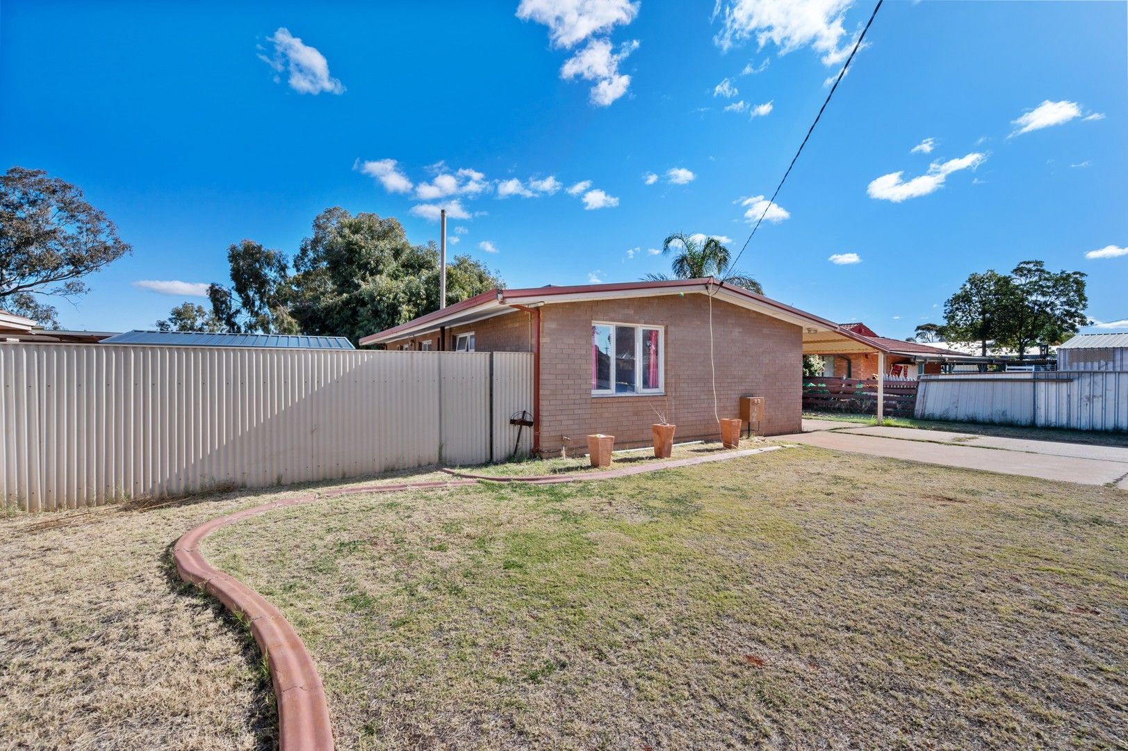 3 bedrooms House in 28 Nemesis Place SOUTH KALGOORLIE WA, 6430