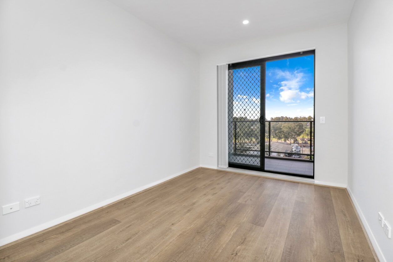 804/240250 Great Western Highway, Kingswood NSW 2340 Apartment For