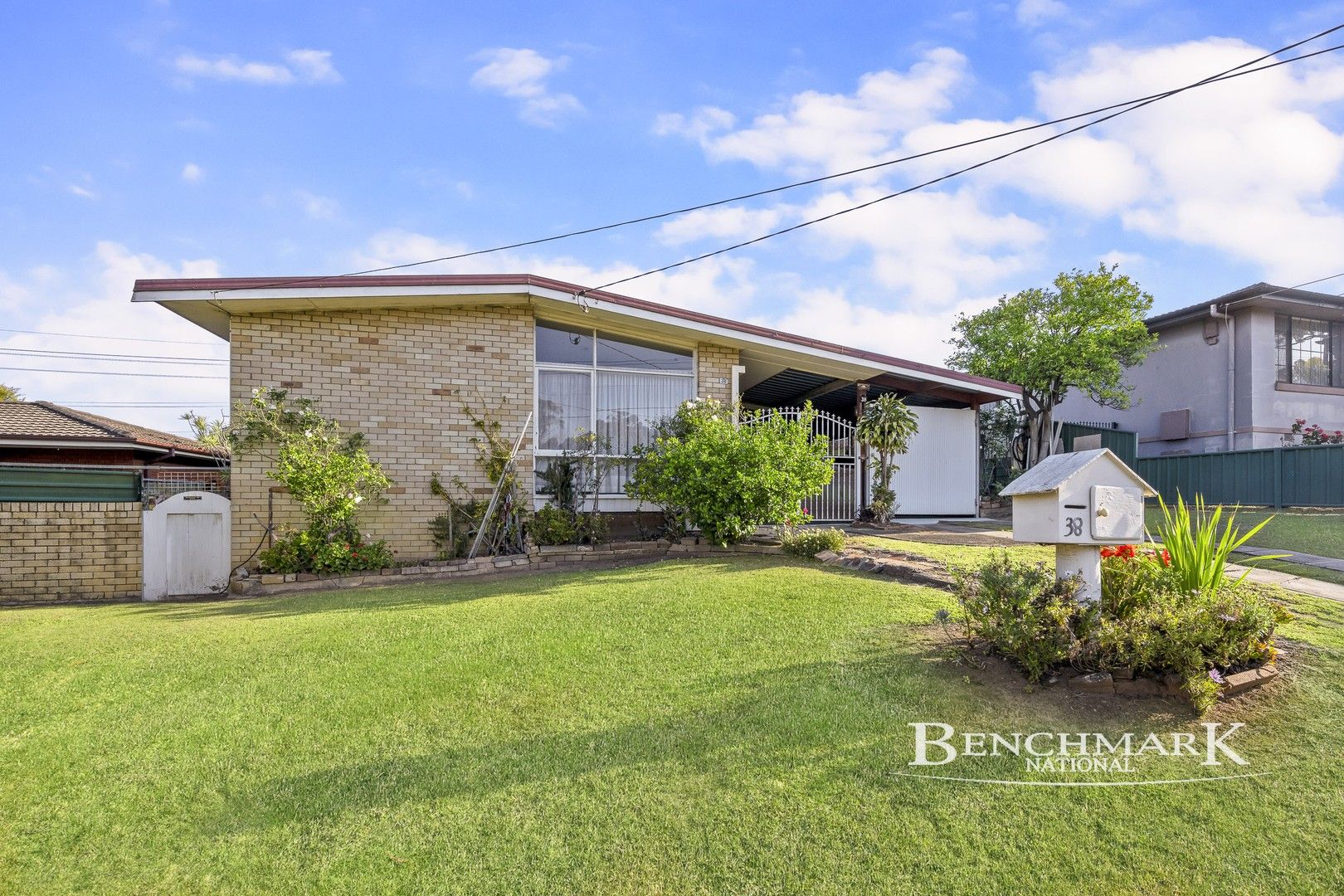 38 Balanada Avenue, Chipping Norton NSW 2170, Image 0