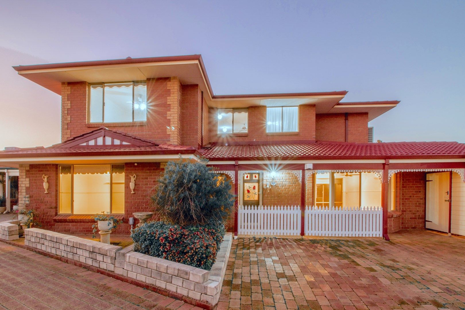 9A Coglan Close, Murdoch WA 6150 House For Rent 750 Domain