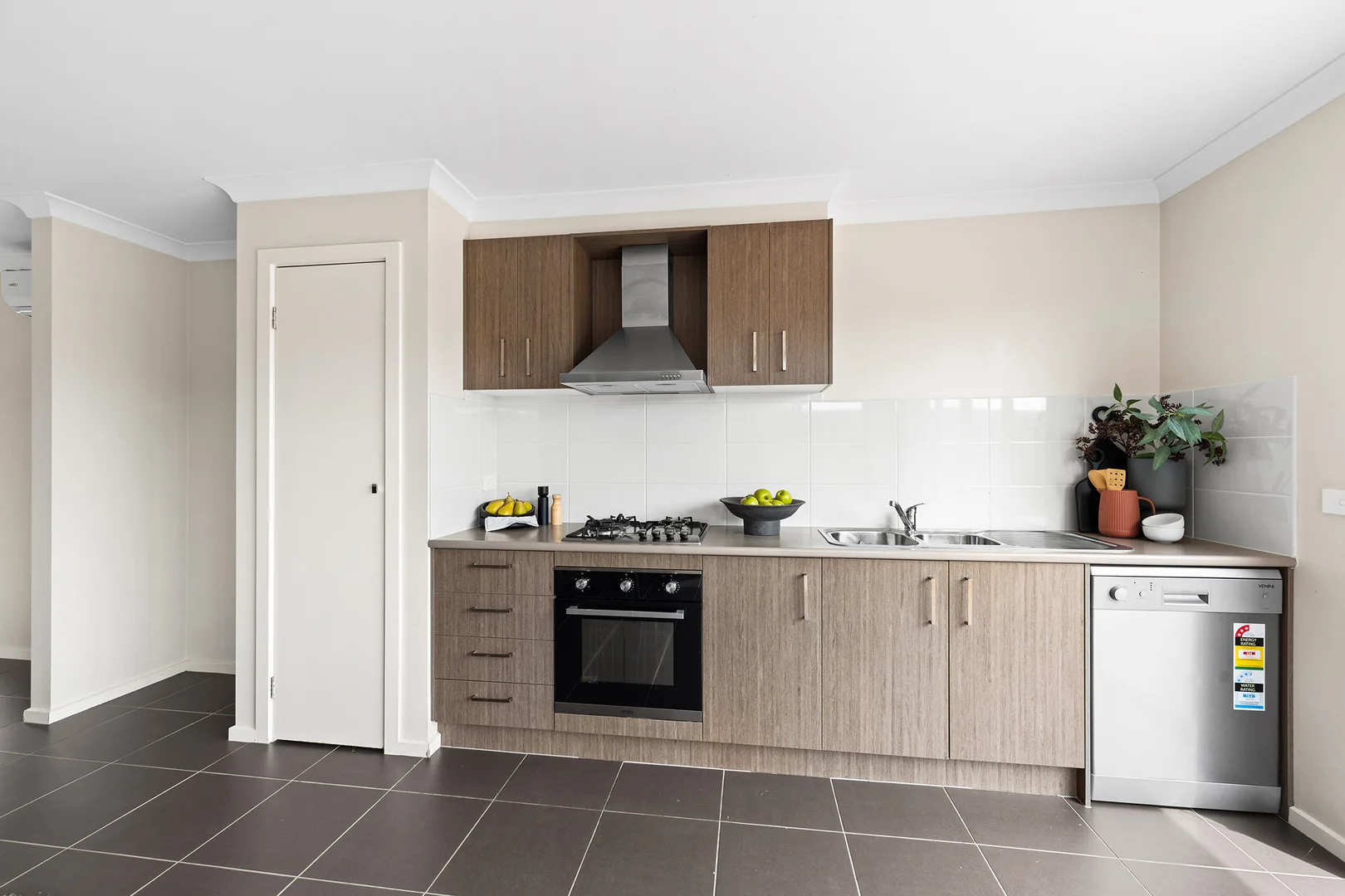 Additional image 10 of 36 Mapleton Boulevard, Melton South VIC 3338