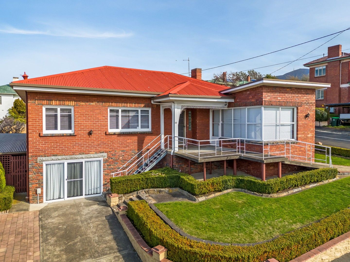 3 bedrooms House in 32 Elphinstone Road MOUNT STUART TAS, 7000