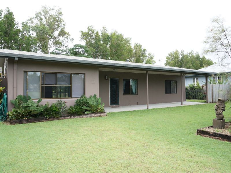 25 Melaleuca Drive, Tully Heads QLD 4854, Image 0