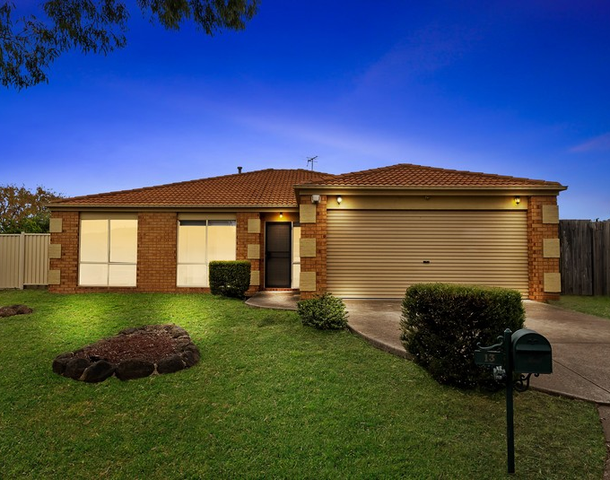 13 Thomson Way, Taylors Hill VIC 3037