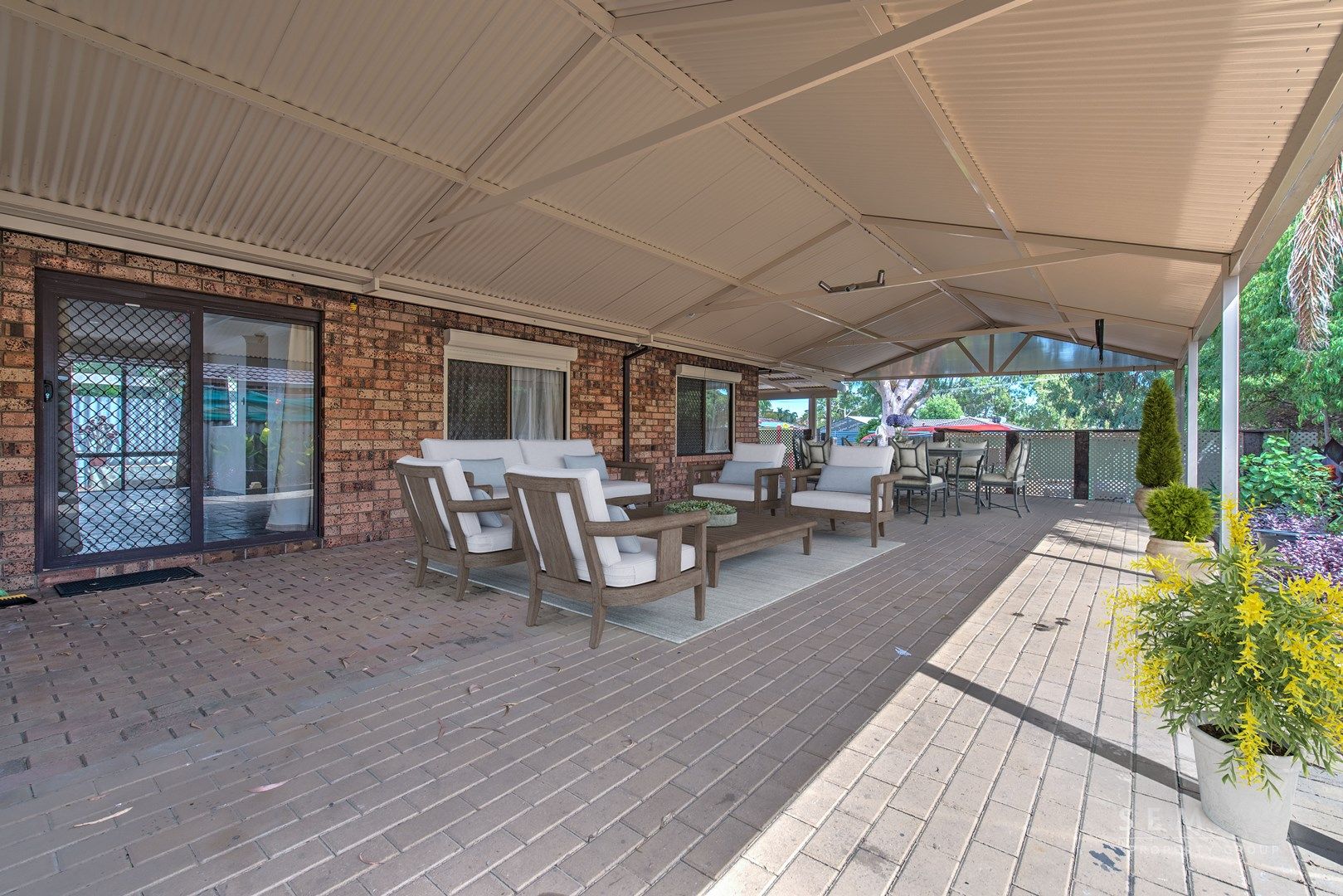 3 bedrooms House in 43 Plover Drive YANGEBUP WA, 6164