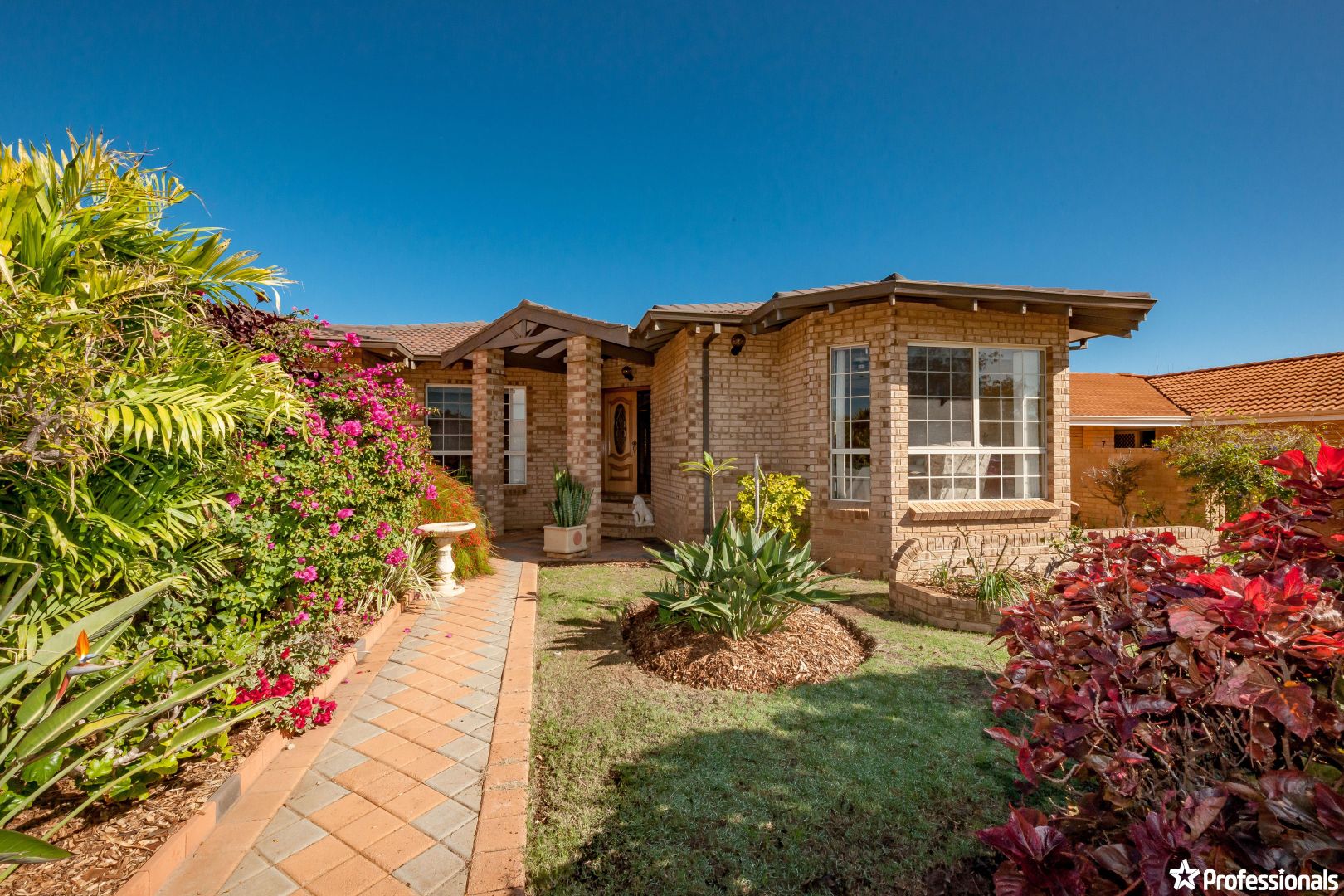 11 Harris Court, Mount Tarcoola WA 6530, Image 1