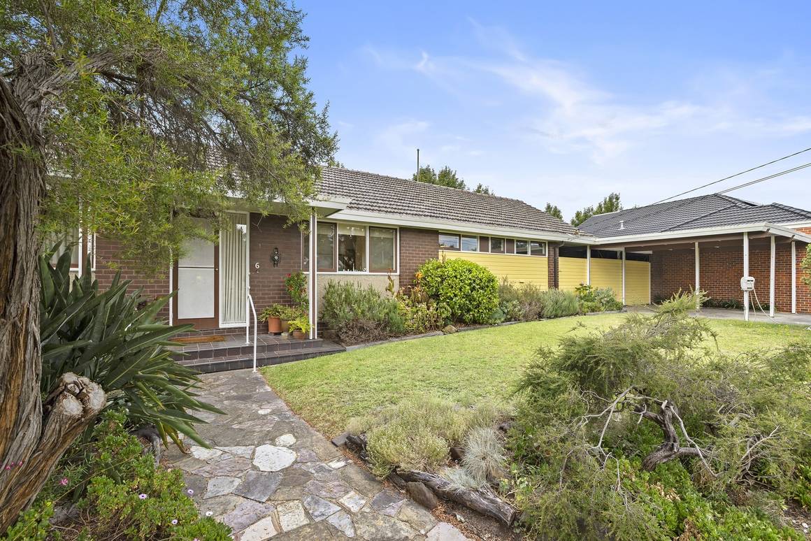Picture of 6 Blanche Avenue, PARKDALE VIC 3195