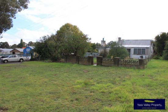 Picture of 24 Waroo Road, YASS NSW 2582