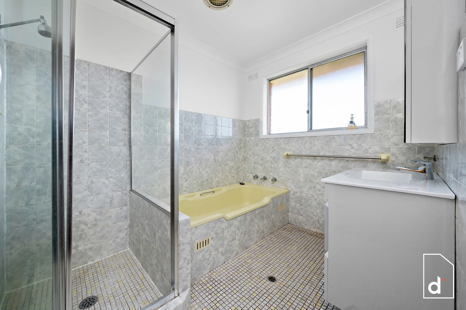 Additional image 5 of 9 Girvan Crescent, Corrimal NSW 2518