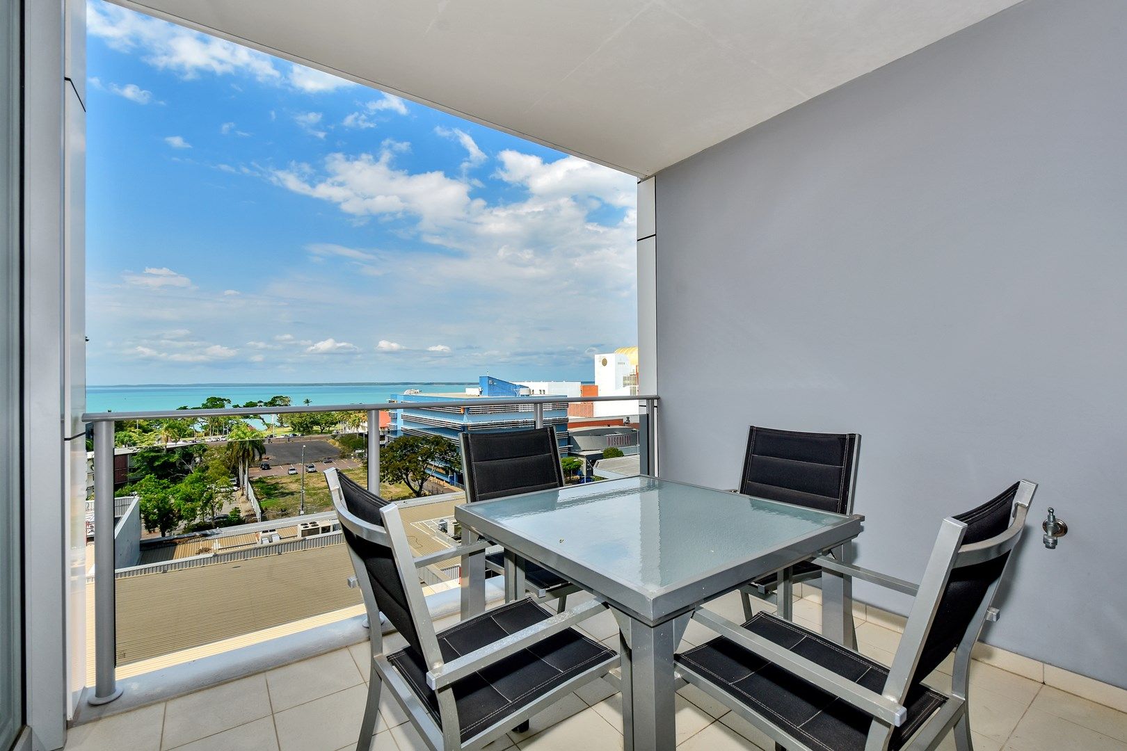 1 bedrooms Apartment / Unit / Flat in 904/79 Smith Street DARWIN CITY NT, 0800