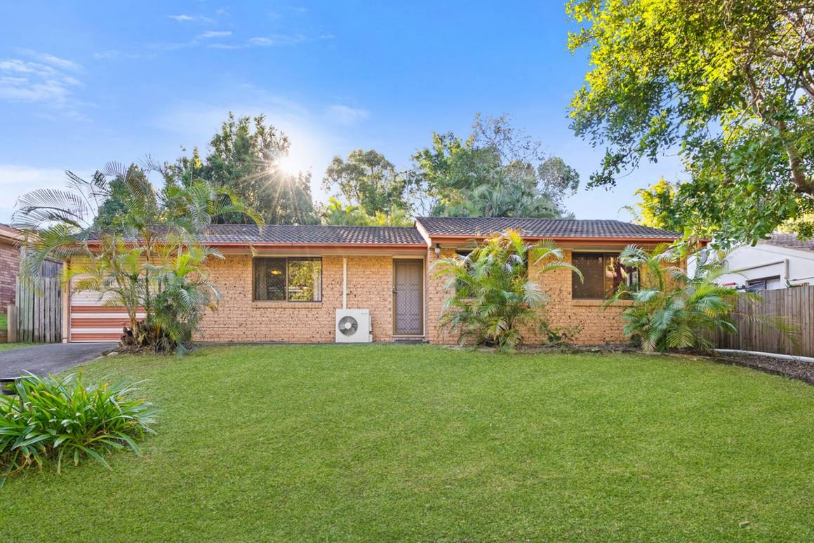 Picture of 75 Rembrandt Street, CARINA QLD 4152