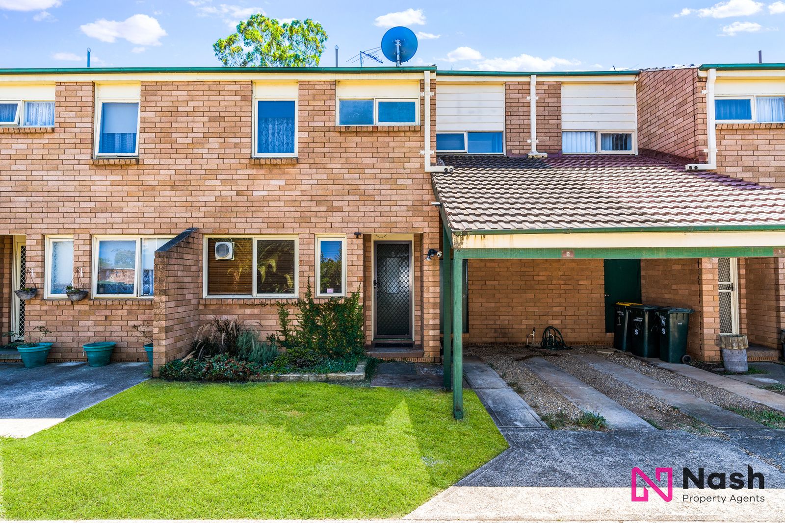 2/41 The Parkway, Bradbury NSW 2560, Image 0