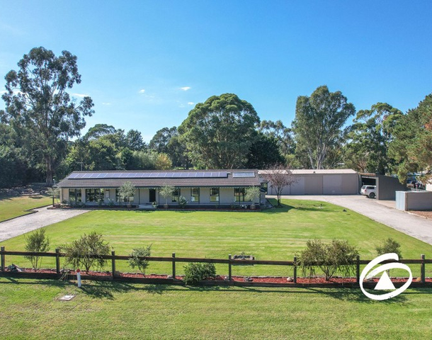 2 Greenhill Court, Bunyip VIC 3815