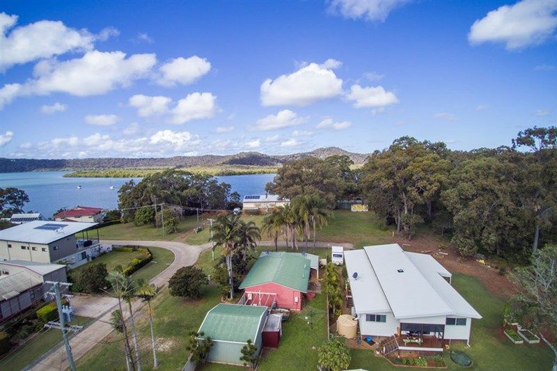 10 Aquarius Road, Russell Island QLD 4184, Image 0