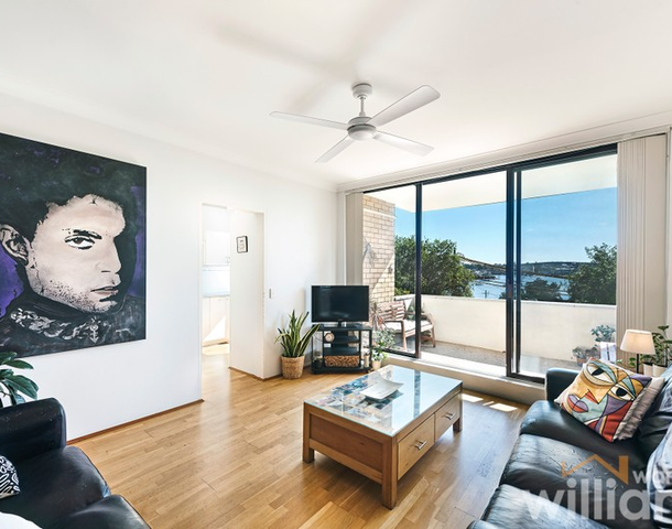 2/5 Bay Road, Russell Lea NSW 2046