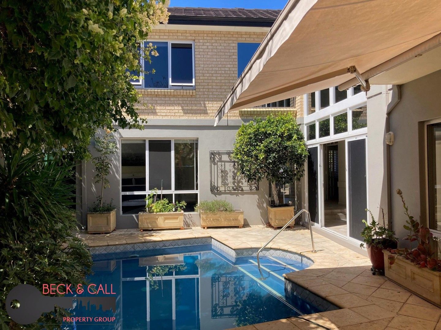 4 bedrooms House in 28a Lilian Avenue APPLECROSS WA, 6153