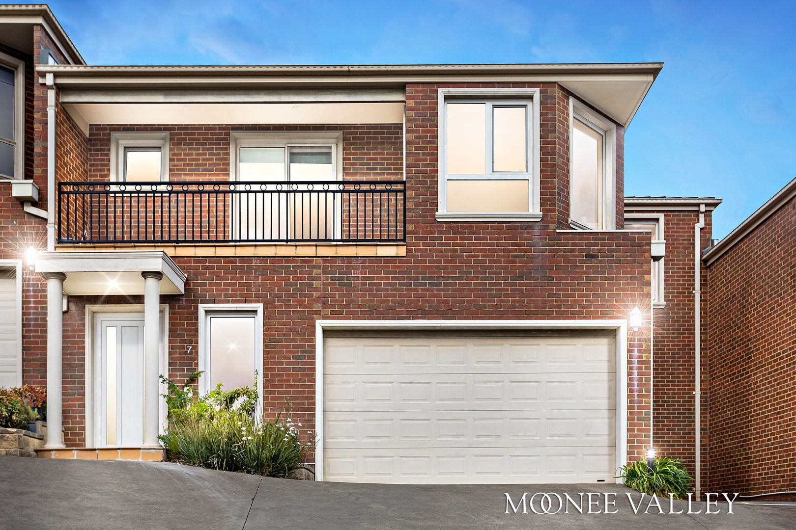 7/9C Weyburn Place, Avondale Heights VIC 3034