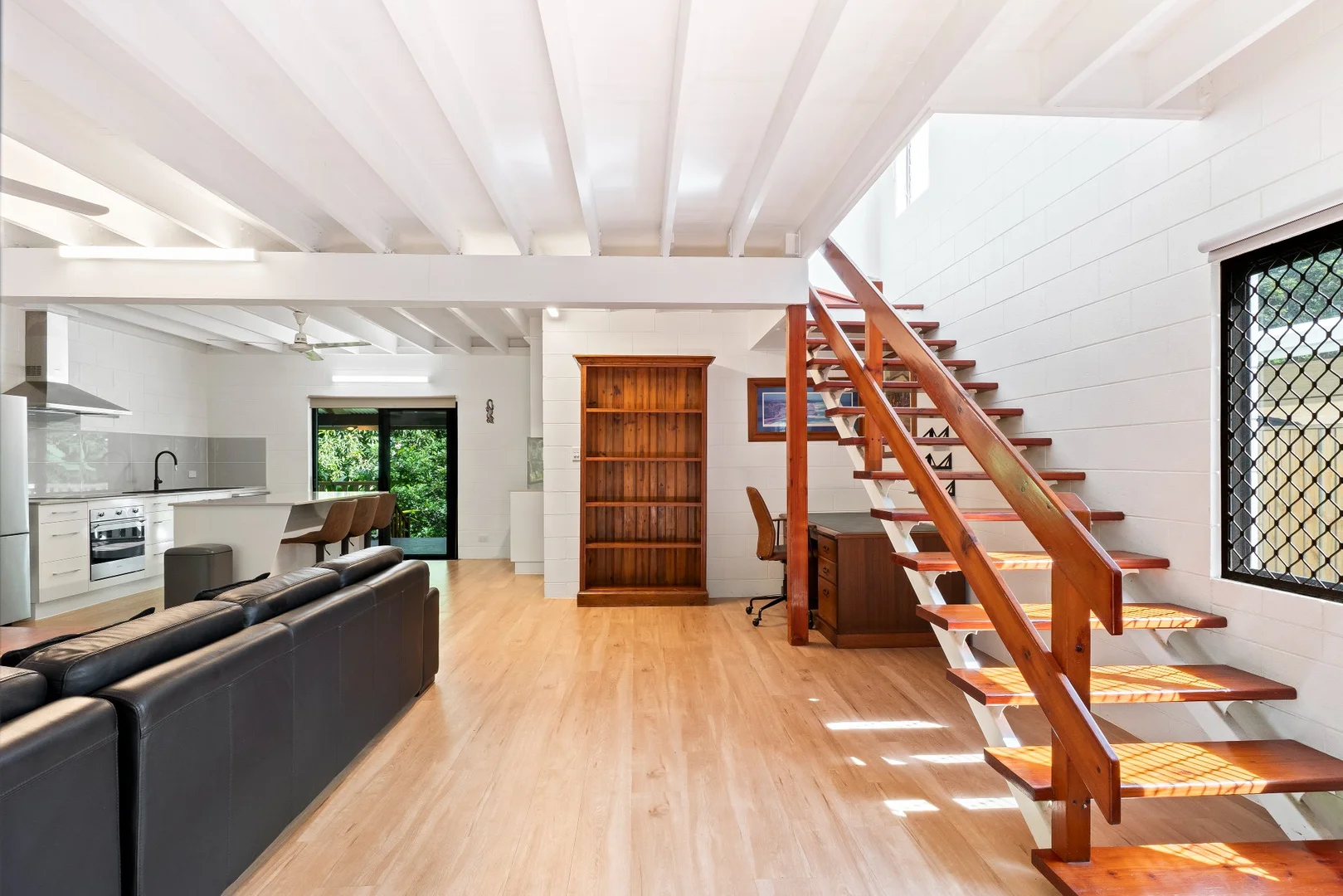 Additional image 2 of 17 Buchan Street, Palm Cove QLD 4879