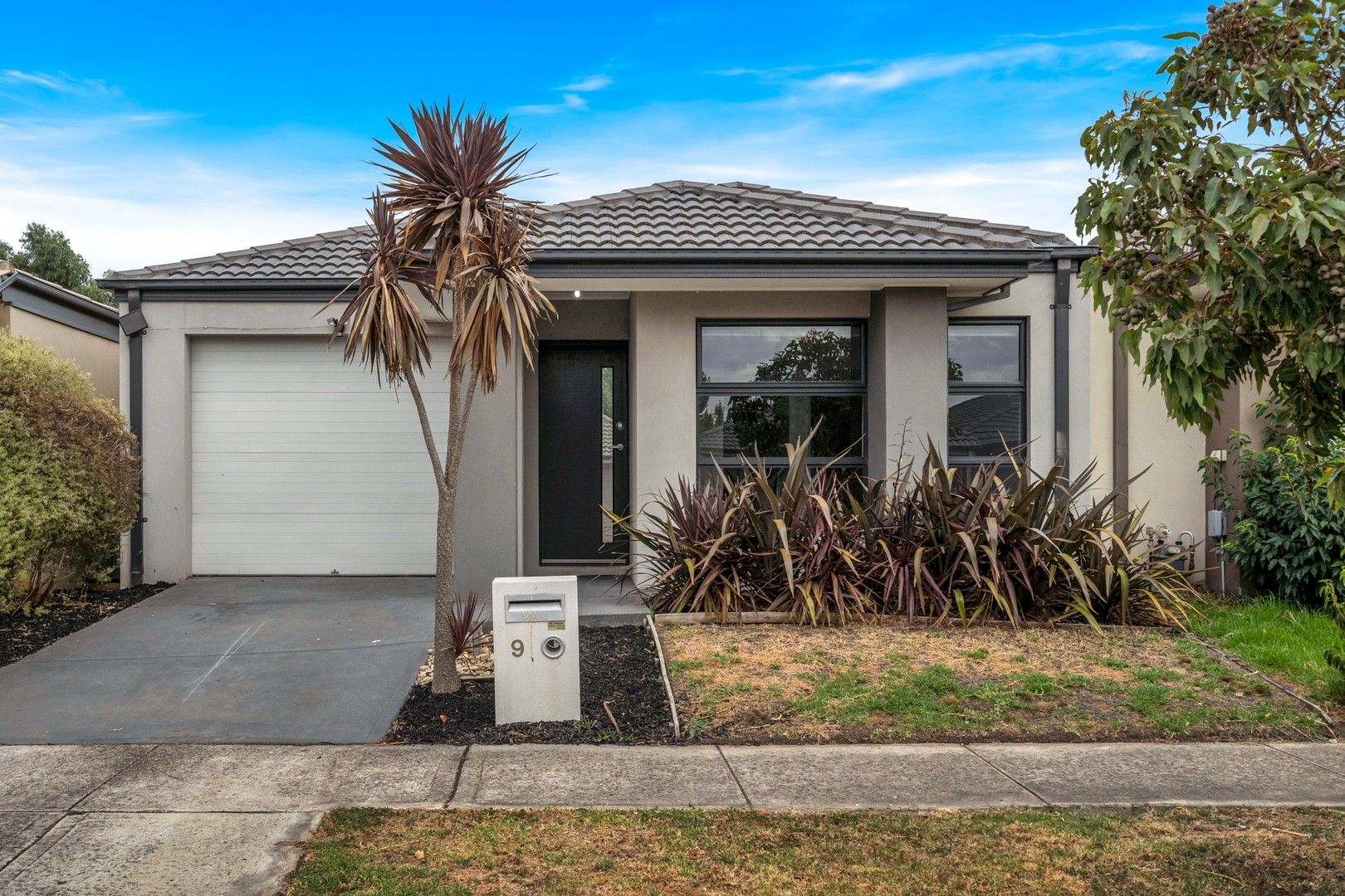 9 Pembury Street, Craigieburn VIC 3064, Image 0