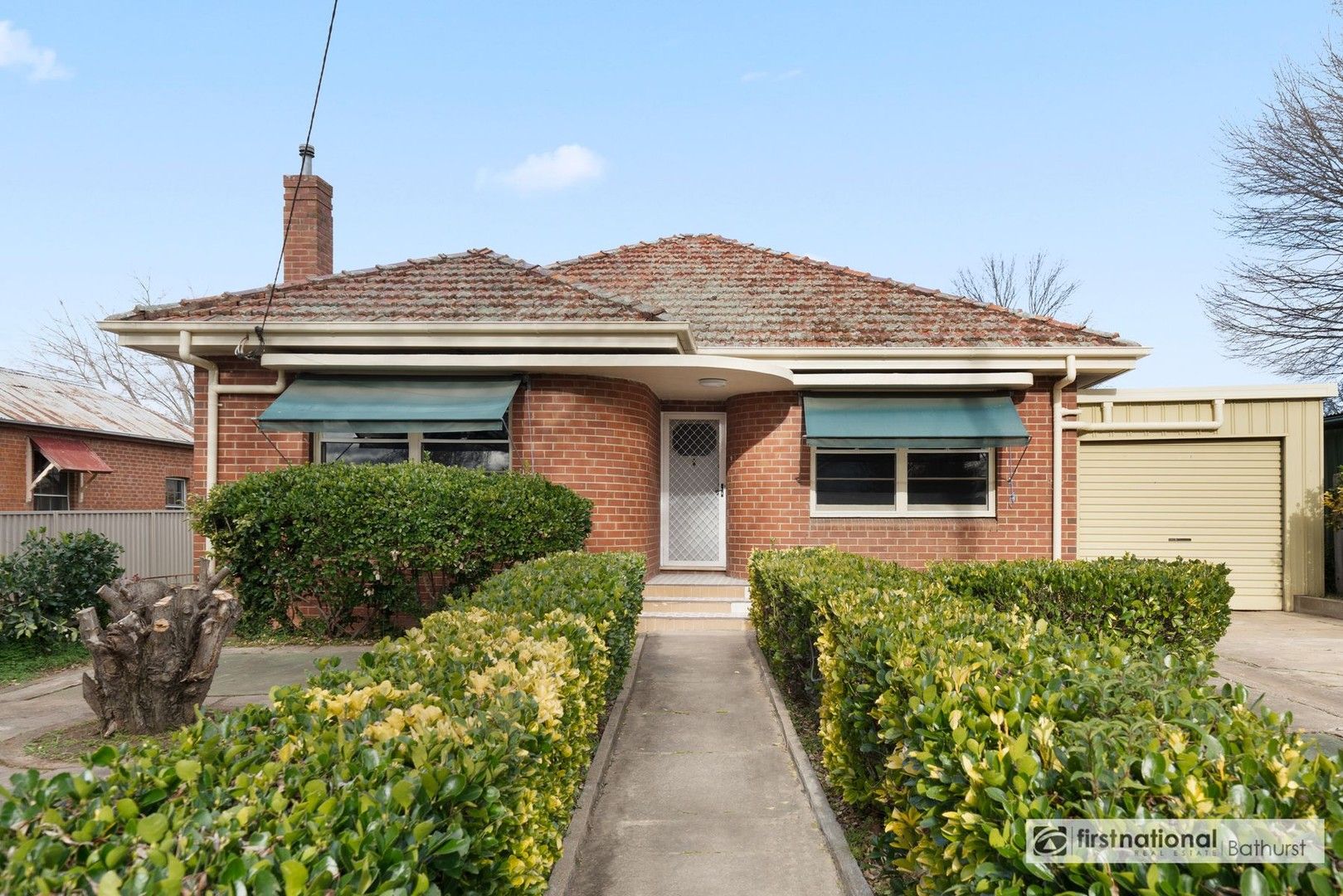 3 bedrooms House in 122 Peel Street BATHURST NSW, 2795
