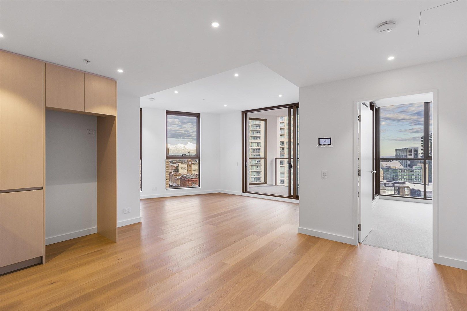 2 bedrooms Apartment / Unit / Flat in 2702/82 Hay Street HAYMARKET NSW, 2000