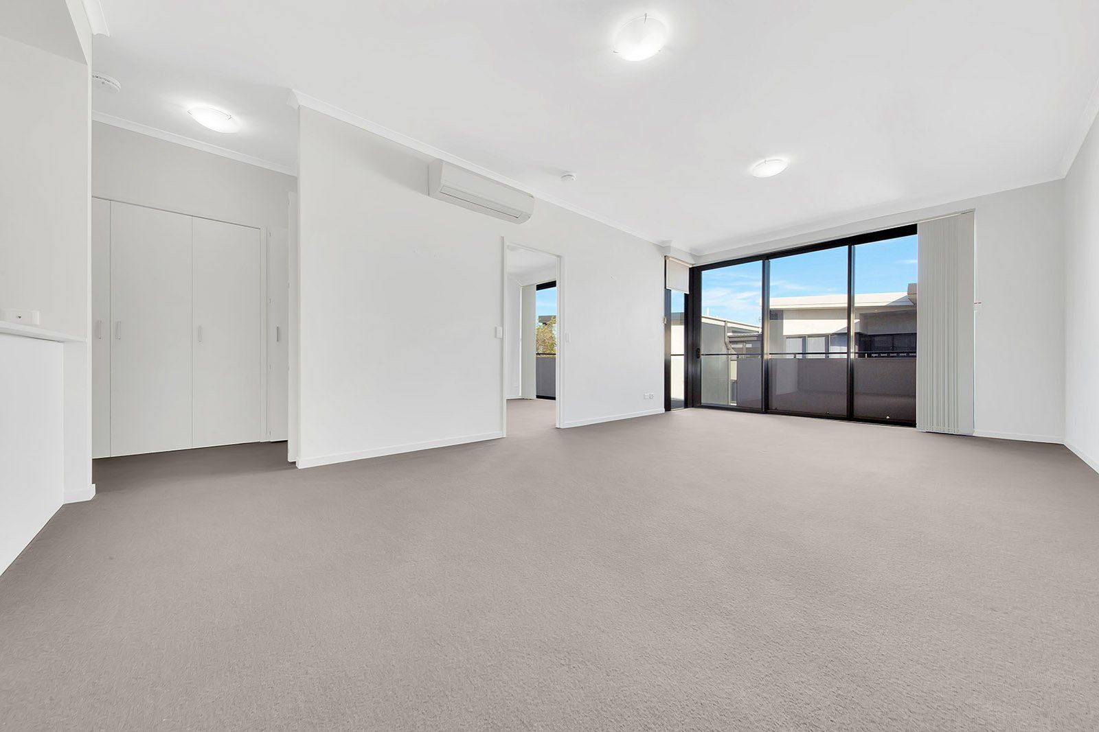 241/60 Glenlyon Street, Gladstone Central QLD 4680, Image 2