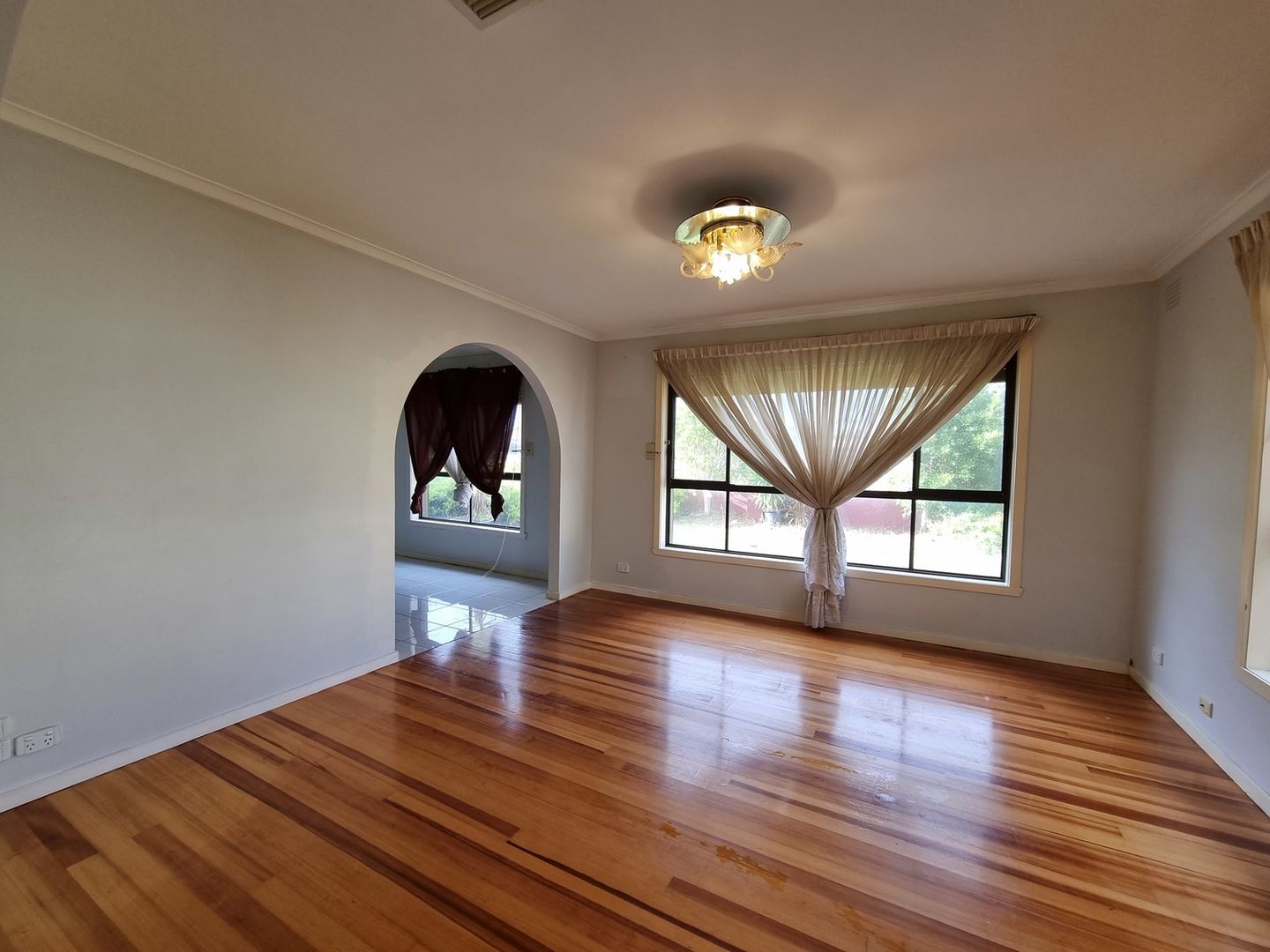 8 Baguley Crescent, Kings Park VIC 3021 House For Rent Domain