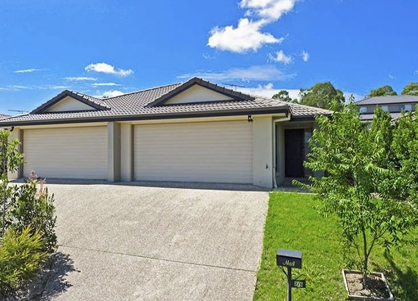 2/6 Mocha Way, Pimpama QLD 4209