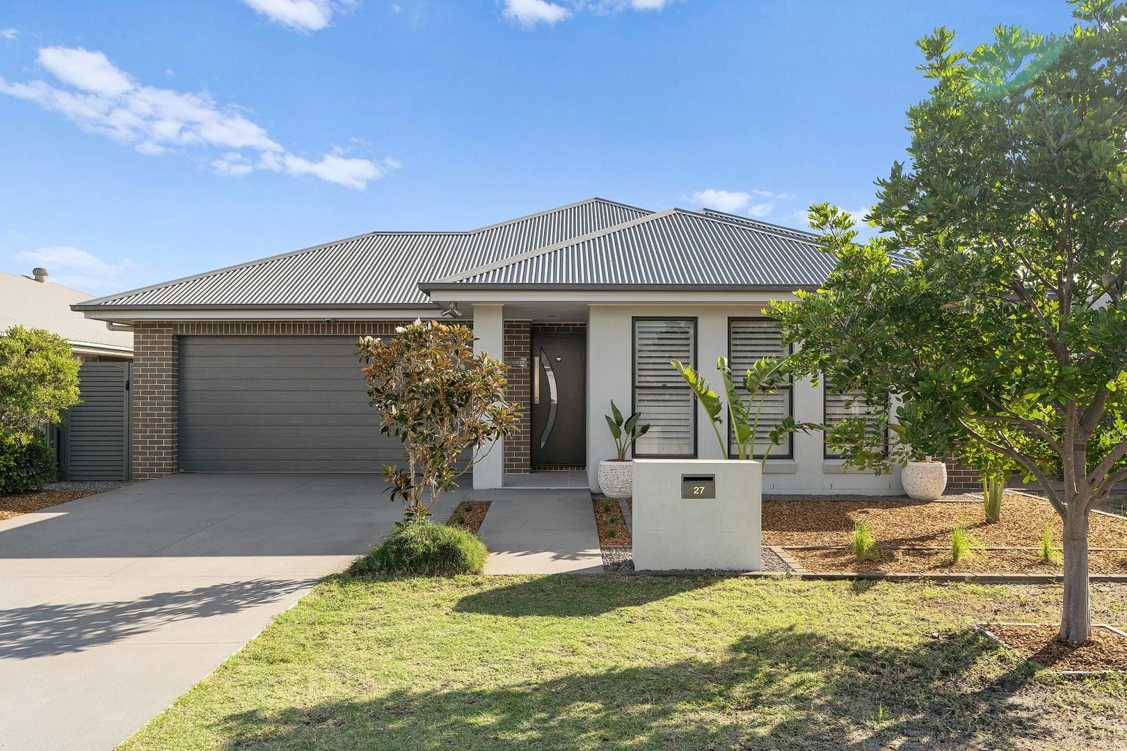 27 Apple Street, Fern Bay NSW 2295, Image 0