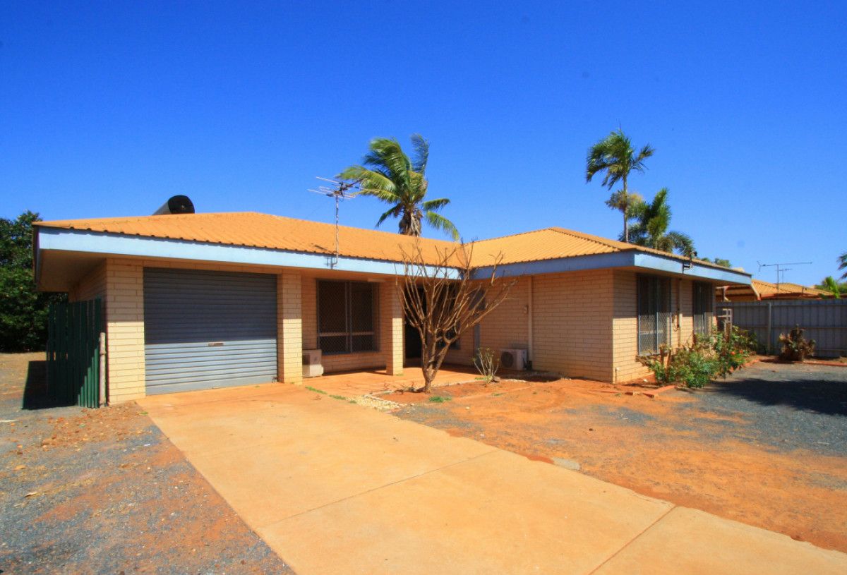 3 bedrooms House in 27 Etrema Loop SOUTH HEDLAND WA, 6722