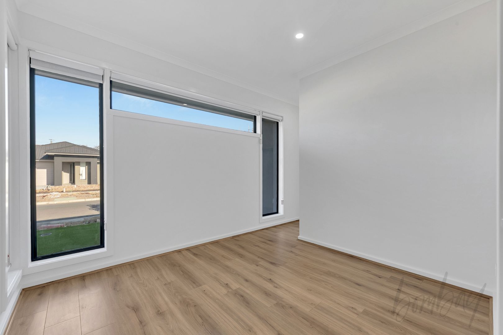 27 Hawkesbury Drive, Donnybrook VIC 3064 House For Rent 500 Domain