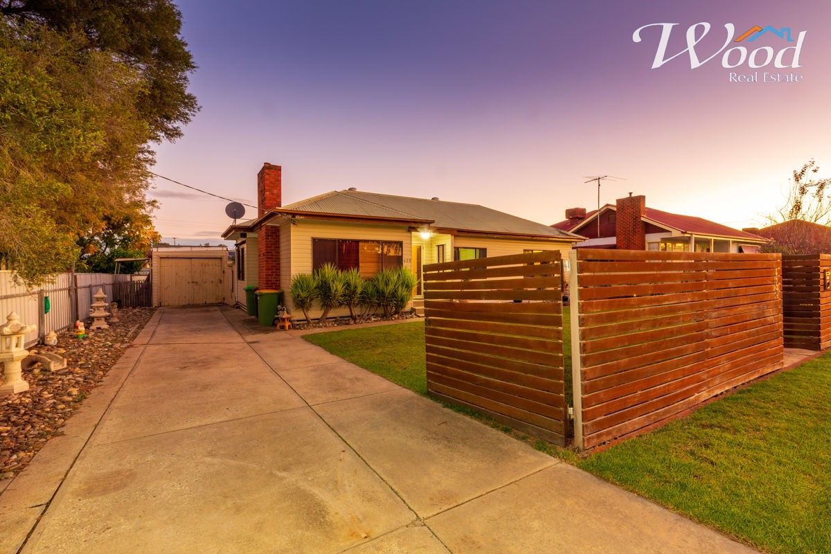 3 bedrooms House in 423 Nowland Ave LAVINGTON NSW, 2641