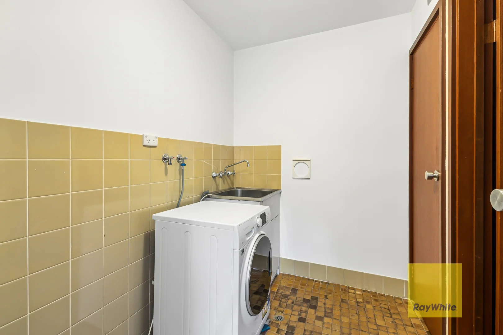 Additional image 7 of 10E Kanimbla Road, Nedlands WA 6009